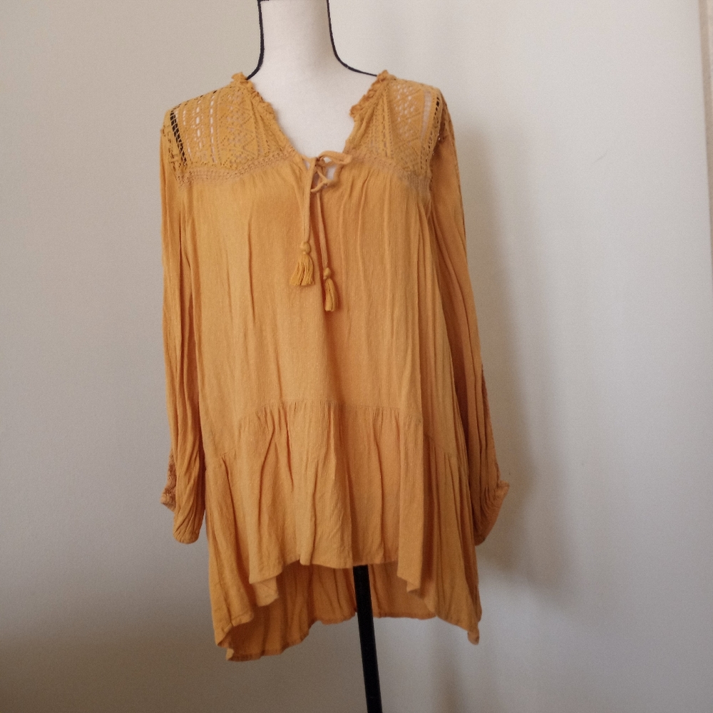 American Eagle shirt